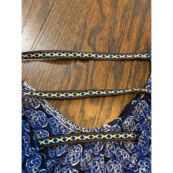 Velzera blue patterned dress 🦋💙 - Picture 7 of 7